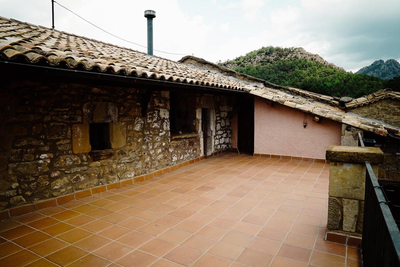 Cases Altes De Posada Naves  Bagian luar foto